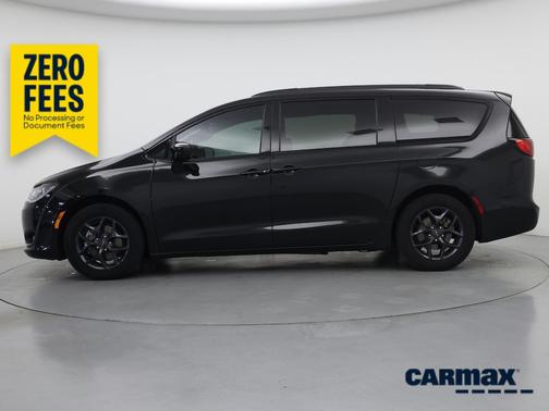 Black 2019 Chrysler Pacifica Touring L
