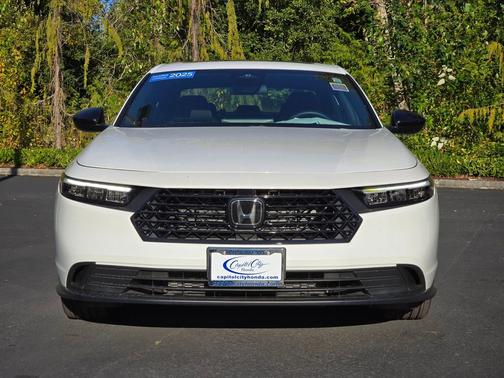 2025 Honda Accord Hybrid 