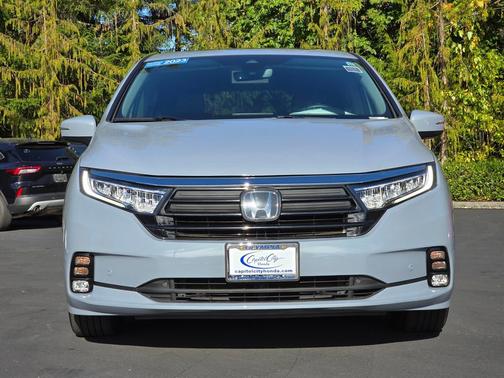 2023 Honda Odyssey 