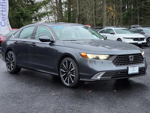 2025 Honda Accord Hybrid 