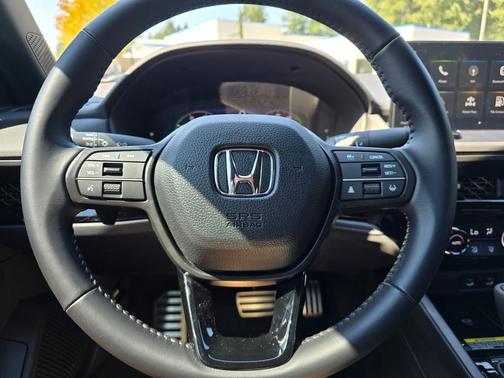 2025 Honda Accord Hybrid 