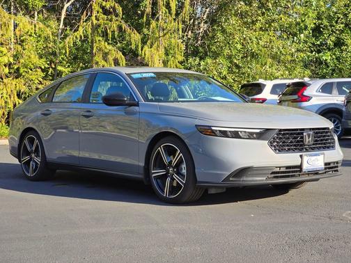 2025 Honda Accord Hybrid 