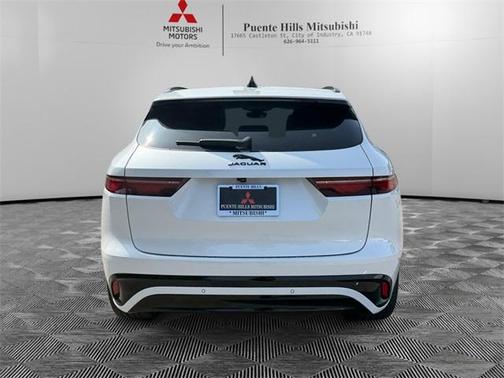 2024 Jaguar F-PACE P250 R-Dynamic S