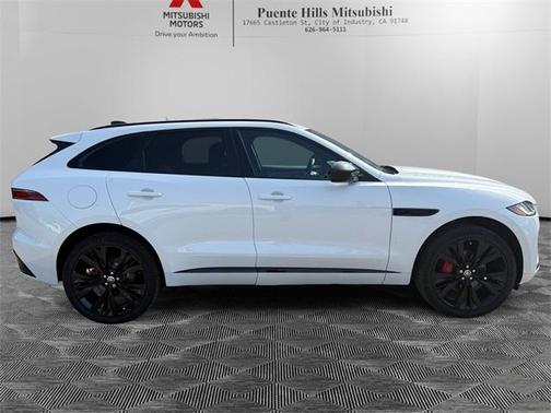 2024 Jaguar F-PACE P250 R-Dynamic S