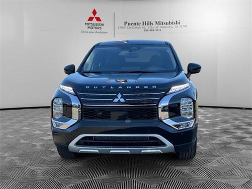2025 Mitsubishi Outlander PHEV SE