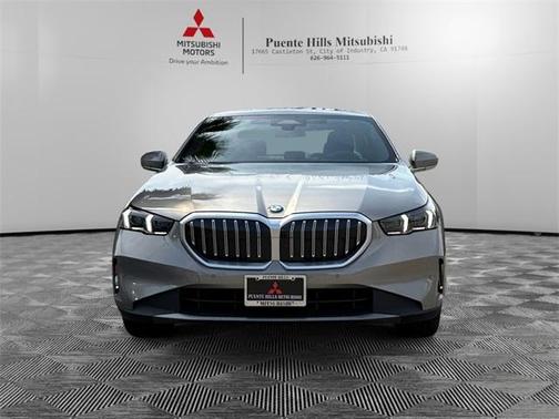 2024 BMW 530 i
