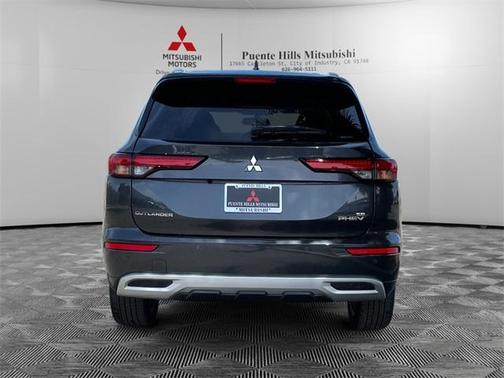 2025 Mitsubishi Outlander PHEV SEL