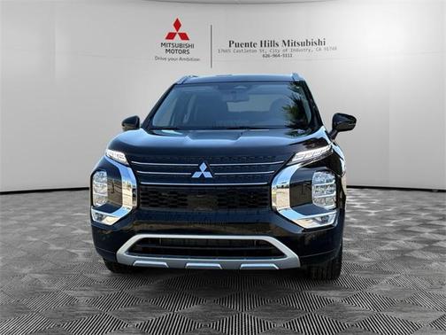 2025 Mitsubishi Outlander PHEV SEL