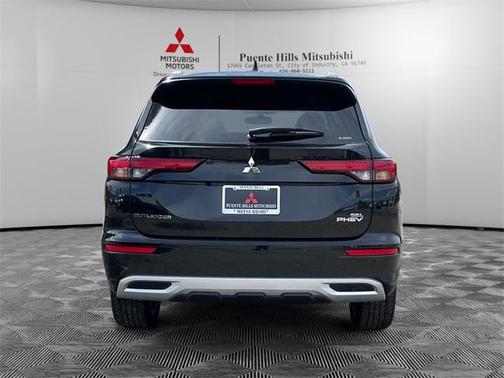 2025 Mitsubishi Outlander PHEV SEL