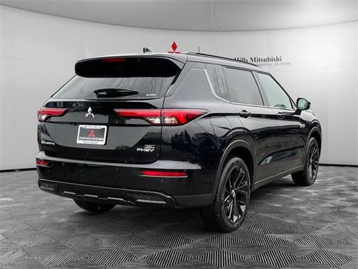 2025 Mitsubishi Outlander PHEV SEL Black Edition