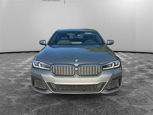 2023 BMW 530 i