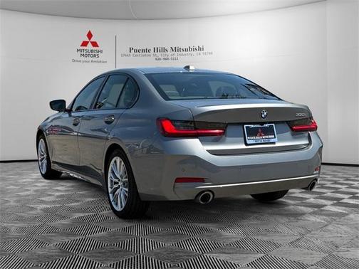 2023 BMW 330 i