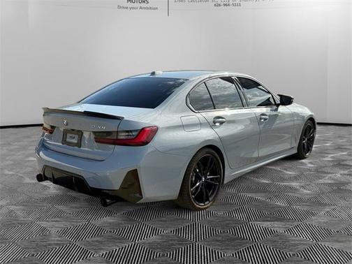 2024 BMW 330 i