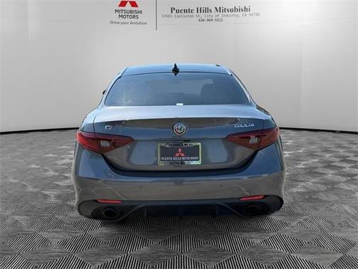 2023 Alfa Romeo Giulia Veloce