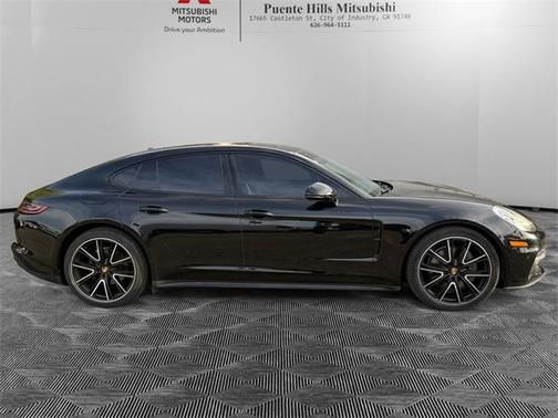 2018 Porsche Panamera 4S