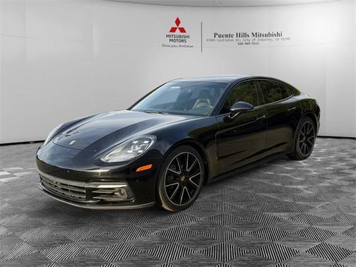 2018 Porsche Panamera 4S