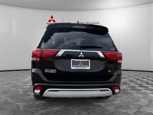 2022 Mitsubishi Outlander PHEV SEL
