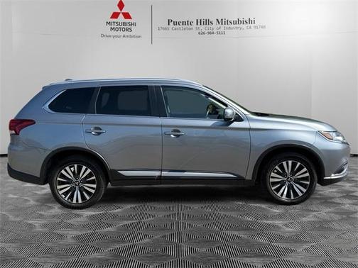 2020 Mitsubishi Outlander 