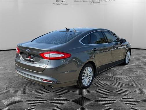 2015 Ford Fusion Hybrid SE