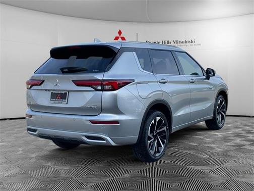 2025 Mitsubishi Outlander PHEV SEL