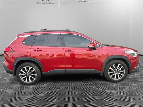 2022 Toyota Corolla Cross XLE