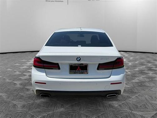 2022 BMW 540 i