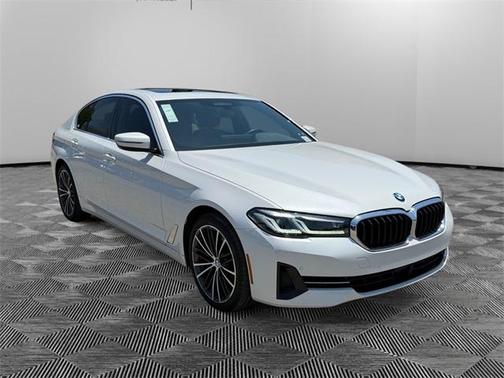 2022 BMW 540 i