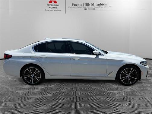 2022 BMW 540 i