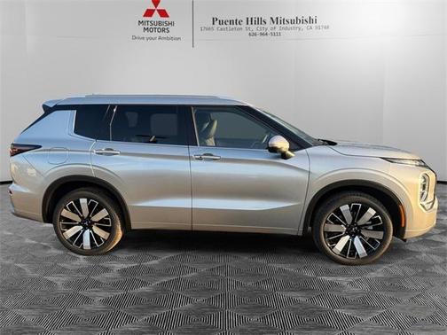 2026 Mitsubishi Outlander SEL