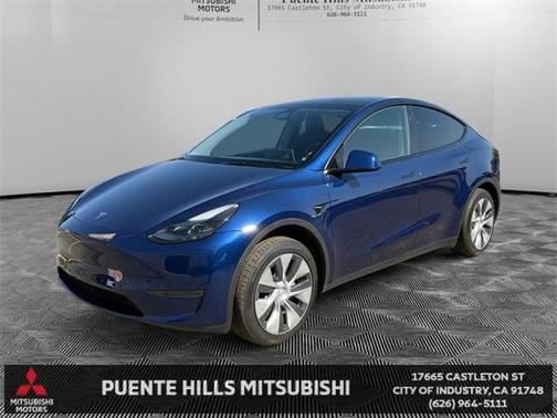 2024 Tesla Model Y Base