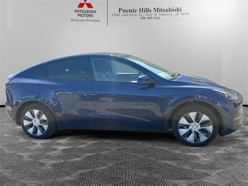 2024 Tesla Model Y Base