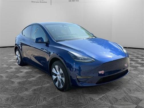 2024 Tesla Model Y Base