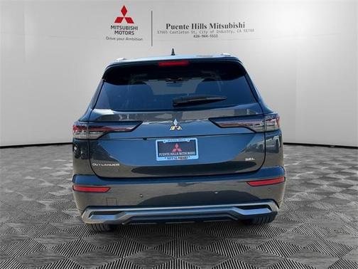 2025 Mitsubishi Outlander SEL