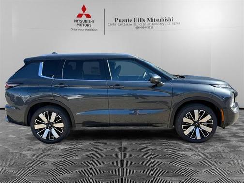 2025 Mitsubishi Outlander SEL