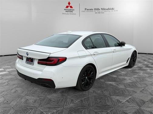 2021 BMW 530 i