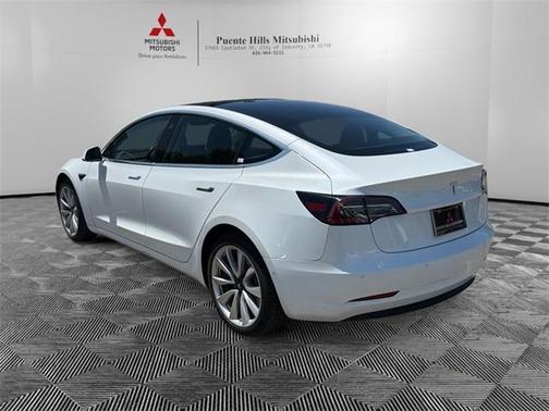 2019 Tesla Model 3 Standard Range Plus