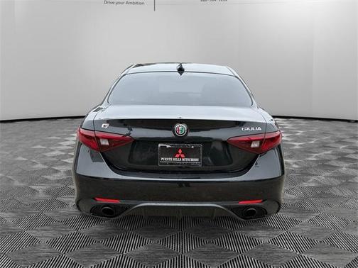 2022 Alfa Romeo Giulia Veloce