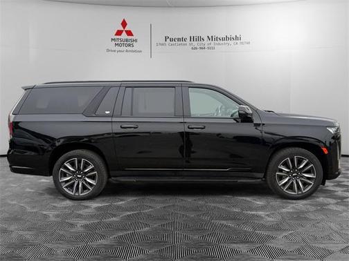 2023 Cadillac Escalade ESV Sport