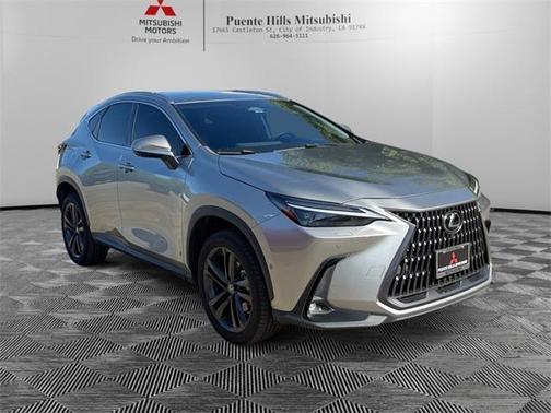 2022 Lexus NX 450h+ Luxury