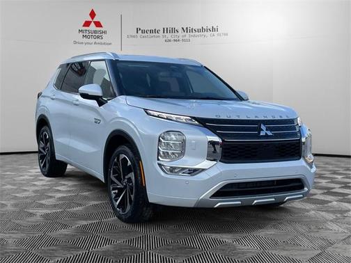 2025 Mitsubishi Outlander PHEV SEL