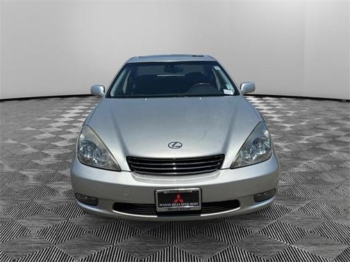 2004 Lexus ES 330 Base (A5)
