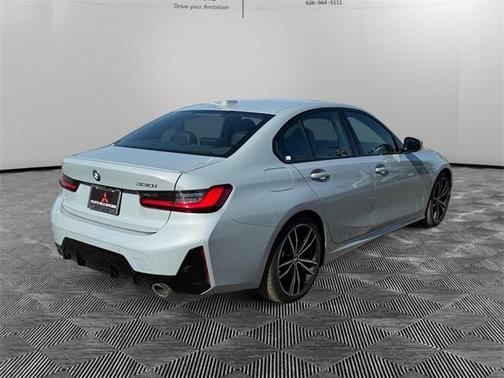 2024 BMW 330 i