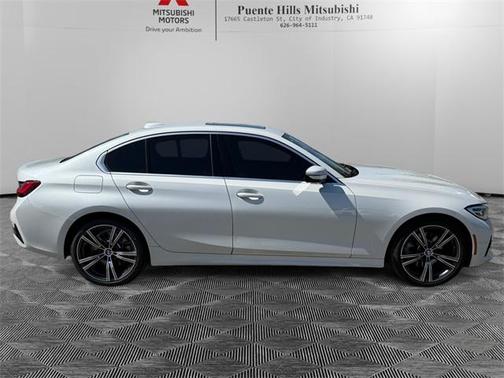 2022 BMW 330 i