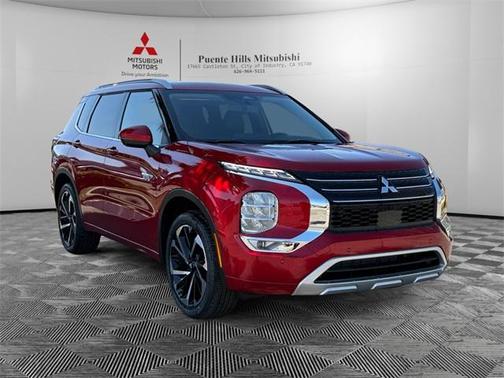 2025 Mitsubishi Outlander PHEV SEL
