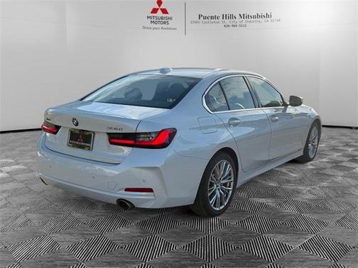 2024 BMW 330 i xDrive