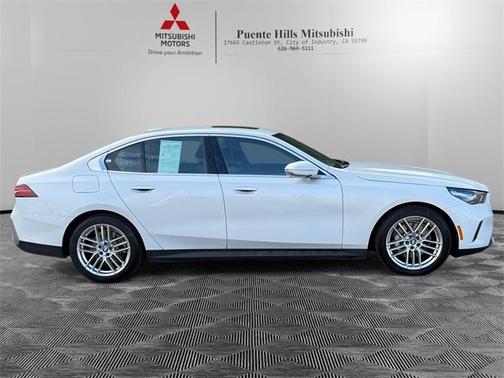 2024 BMW 530 i xDrive