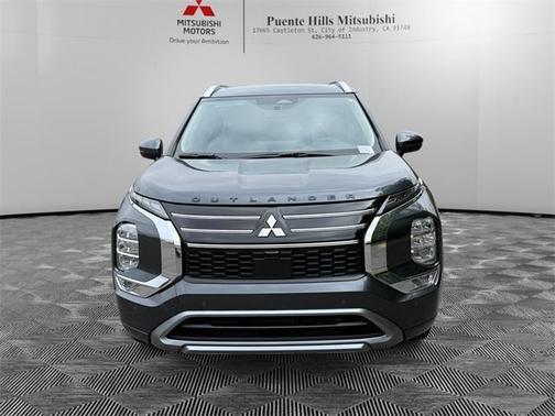 2025 Mitsubishi Outlander SEL
