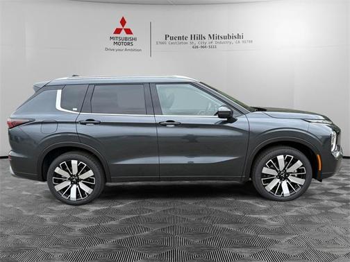 2025 Mitsubishi Outlander SEL