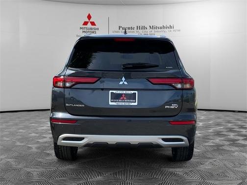 2025 Mitsubishi Outlander PHEV SEL