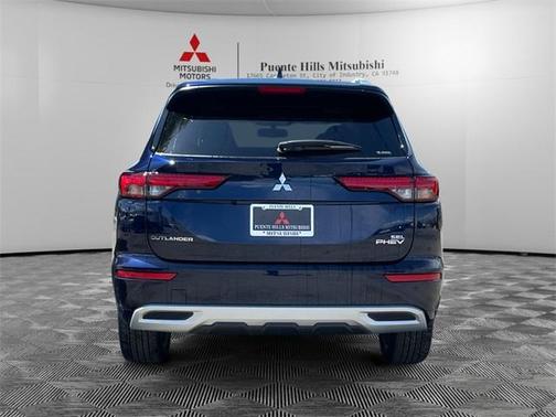 2025 Mitsubishi Outlander PHEV SEL
